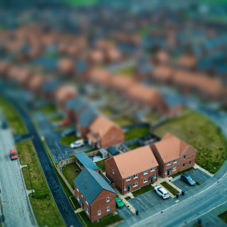 zVuR